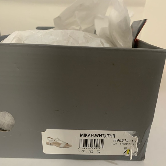 NEW VIONIC Women's Rest Mikah Backstrap Sandal Multiple Sizes - Picture 9 of 12